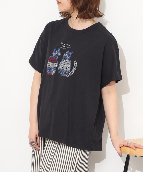 Emago(イマゴ)の「EMAGO 2匹のねこ刺繍T 半袖(Tシャツ/カットソー・レディース・ホワイト/オレンジ/ブラック・FREE)」の14枚目の写真