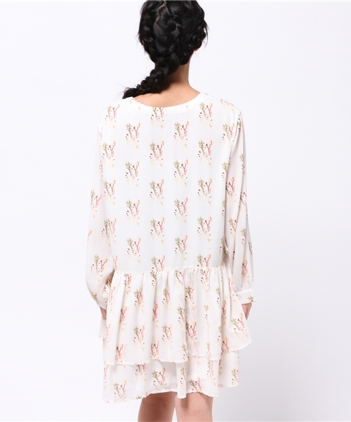 OUTLET（アウトレット）の「【mystic】柄チュニックワンピース（ワンピース・レディース・ブラック/オフホワイト/ネイビー・FREE）」の4枚目の写真