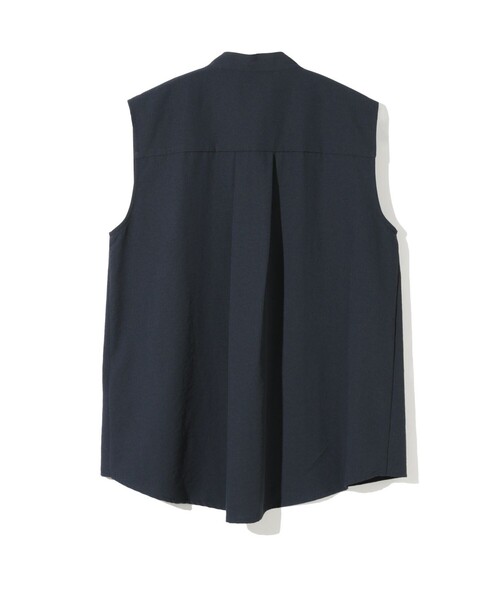 MIDIUMISOLID(ミディウミソリッド)の「MIDIUMISOLID for Ladies ノースリーブアシンメトリープリーツシャツ(シャツ/ブラウス・レディース・ブラック/ネイビー/アイボリー・FREE)」の6枚目の写真