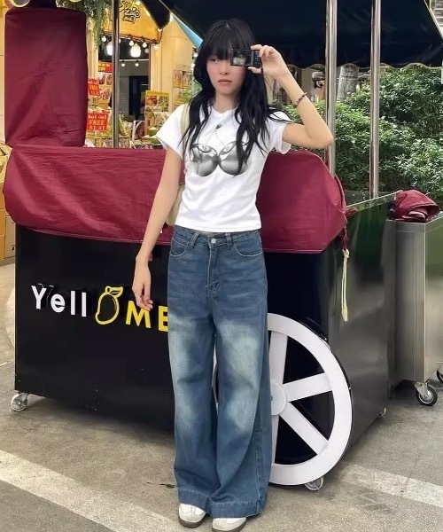 Alvia（アルビア）の「チェリープリント半袖Tシャツ（Tシャツ/カットソー・レディース・ホワイト・M）」の5枚目の写真