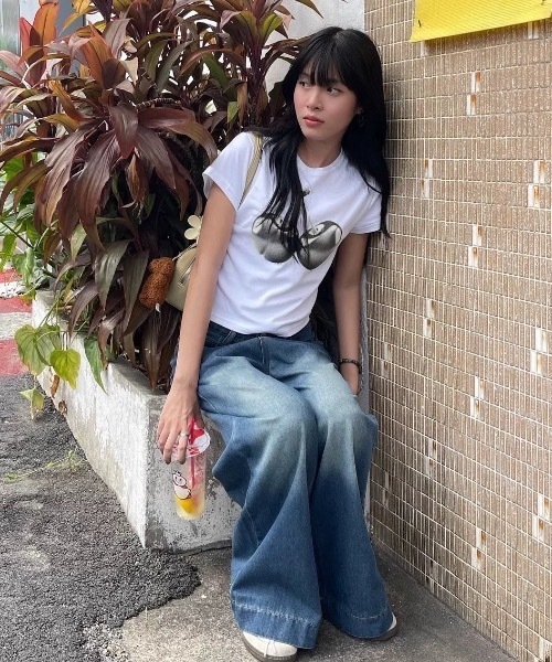 Alvia（アルビア）の「チェリープリント半袖Tシャツ（Tシャツ/カットソー・レディース・ホワイト・M）」の4枚目の写真
