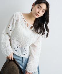 コットン刺繍カットブラウス