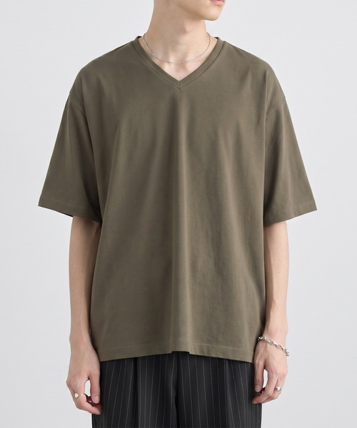 MONO-MART(モノマート)の「<接触冷感/UVカット>USAコットン コンフォート ヘビーオンス Vネック 半袖Tシャツ(Tシャツ/カットソー・メンズ・ブラック/ホワイト/チャコールグレー/ネイビー/オリーブ/ライトグレー・XL/S/L/M)」の5枚目の写真