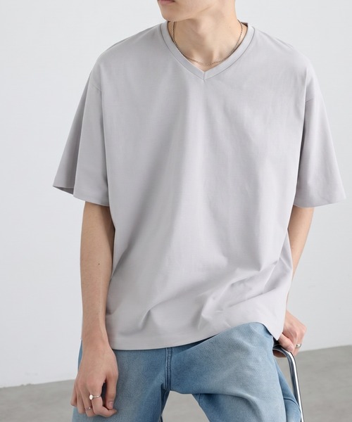 MONO-MART(モノマート)の「<接触冷感/UVカット>USAコットン コンフォート ヘビーオンス Vネック 半袖Tシャツ(Tシャツ/カットソー・メンズ・ブラック/ホワイト/チャコールグレー/ネイビー/オリーブ/ライトグレー・XL/S/L/M)」の4枚目の写真