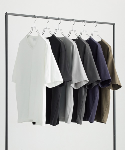 MONO-MART(モノマート)の「<接触冷感/UVカット>USAコットン コンフォート ヘビーオンス Vネック 半袖Tシャツ(Tシャツ/カットソー・メンズ・ブラック/ホワイト/チャコールグレー/ネイビー/オリーブ/ライトグレー・XL/S/L/M)」の8枚目の写真