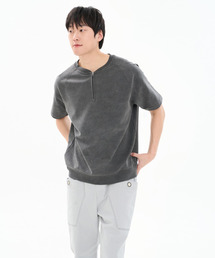 CUSTOMUS（カスタムアース）の「男性ピグメントリバーシブルヘンリーネックハーフジップ半袖Tシャツ CXS26MKRT305 GRY（Tシャツ/カットソー）」