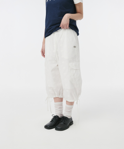 OHESHIO(オヘシオ)の「EYELET PUNCHING CARGO PANTS, WHITE(その他パンツ・レディース・その他・FREE)」の5枚目の写真
