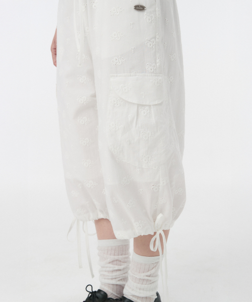 OHESHIO(オヘシオ)の「EYELET PUNCHING CARGO PANTS, WHITE(その他パンツ・レディース・その他・FREE)」の7枚目の写真