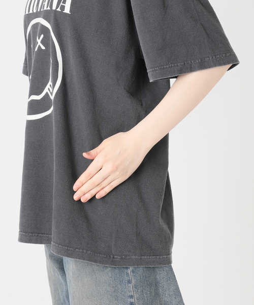 FRAMeWORK(フレームワーク)の「JOHNBULL/ジョンブル NIRVANA SMILEY Tシャツ(Tシャツ/カットソー・レディース・ベージュ/ブラック・FREE)」の9枚目の写真