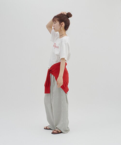 DISCOAT(ディスコート)の「【umm.】コード刺繍ロゴ半袖Tシャツ(Tシャツ/カットソー・レディース・ネイビー/グレー/オフホワイト・FREE)」の7枚目の写真