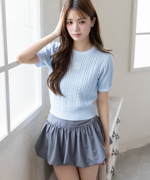 clear（クリア）の「配色ラインワンポイント刺繍ニットトップス［骨格ウェーブ／フェミニン／ガーリー／きれいめ／上品］（ニット/セーター・レディース・オフホワイト/ネイビー/ピンク/サックスブルー・F）」の7枚目の写真