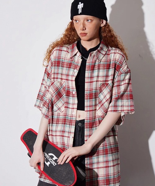 ADDITION STORE(アディションストア)の「\カラー展開がカワイイ♪女子っぽアメカジストリート/ レトロチェック ルーズシルエット ハーフスリーブシャツ(シャツ/ブラウス・レディース・ブルー/レッド/イエロー・MEDIUM/X-LARGE/LARGE)」の16枚目の写真