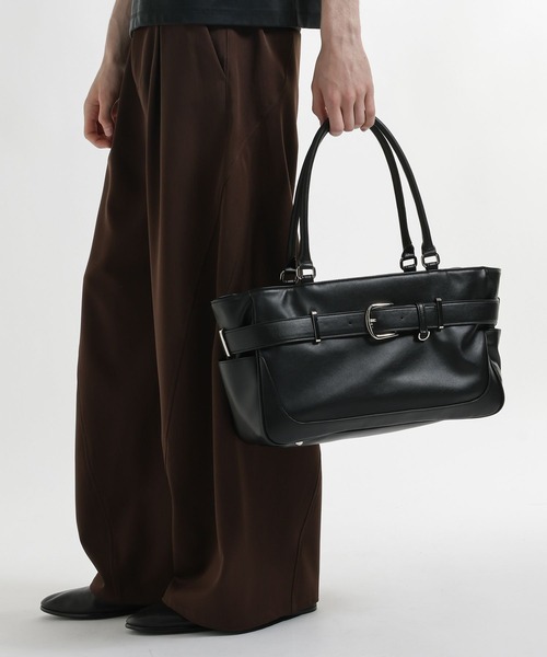 HARE(ハレ)の「ベルトボストントートBAG(HARE)(トートバッグ・メンズ・ブラック・FREE)」の4枚目の写真