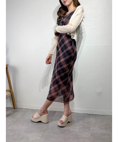 marcydorn（マーシードルン）の「ブラウンチェック ワンピース 韓国風 スリムシルエット ロング丈（ワンピース・レディース・ブラウン・S/M）」の12枚目の写真