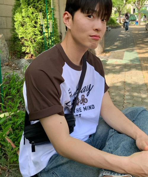 MINDBRIDGE（マインドブリッジ）の「[UNS]ドゥグッド_ラグランオーバーサイズ半袖Tシャツ - 2カラー（Tシャツ/カットソー・メンズ・ブラウン/カーキ・100/110/95/105）」の13枚目の写真