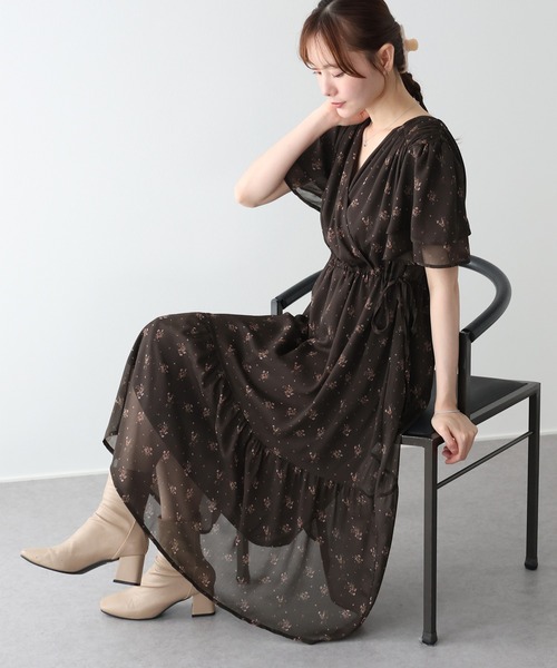 BLUEEAST（ブルーイースト）の「《選べる着丈》シフォンプリントカシュクールワンピース（ワンピース・レディース・ブラウン/アイボリー・SHORT/LONG）」の11枚目の写真