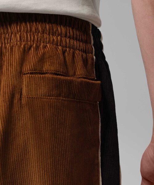 JORDAN BRAND（ジョーダンブランド）の「ジョーダン フライト メンズ コーデュロイ パンツ / Jordan Flight Men's Corduroy Pants IO1805-281 Light British Tan（その他パンツ・メンズ・ライトブラウン・XL/S/L/M/2XL）」の17枚目の写真