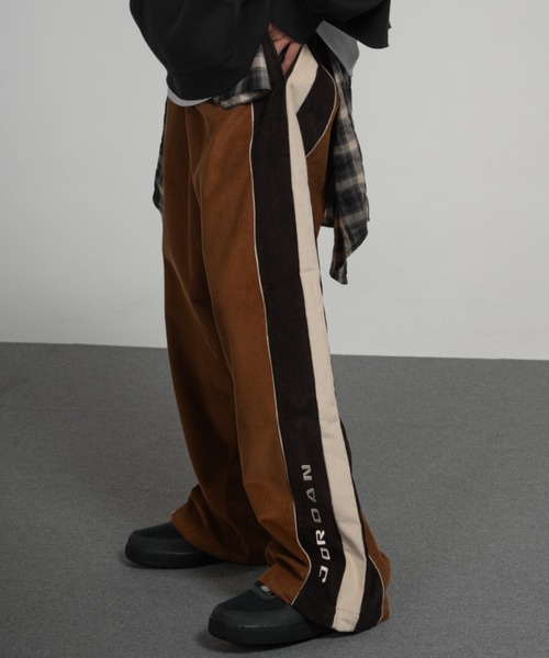JORDAN BRAND（ジョーダンブランド）の「ジョーダン フライト メンズ コーデュロイ パンツ / Jordan Flight Men's Corduroy Pants IO1805-281 Light British Tan（その他パンツ・メンズ・ライトブラウン・XL/S/L/M/2XL）」の12枚目の写真