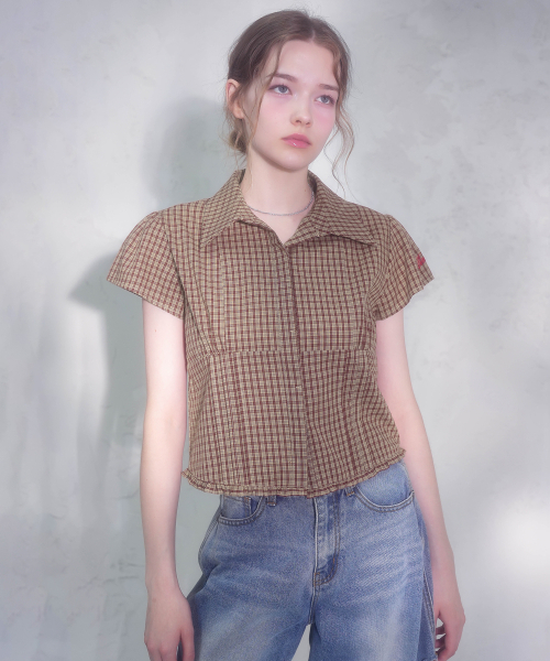Vivacious(ビバシャス)の「エリシアチェックシャツ_2カラーズ(シャツ/ブラウス・レディース・ネイビー/レッド・SMALL/MEDIUM/LARGE)」の4枚目の写真