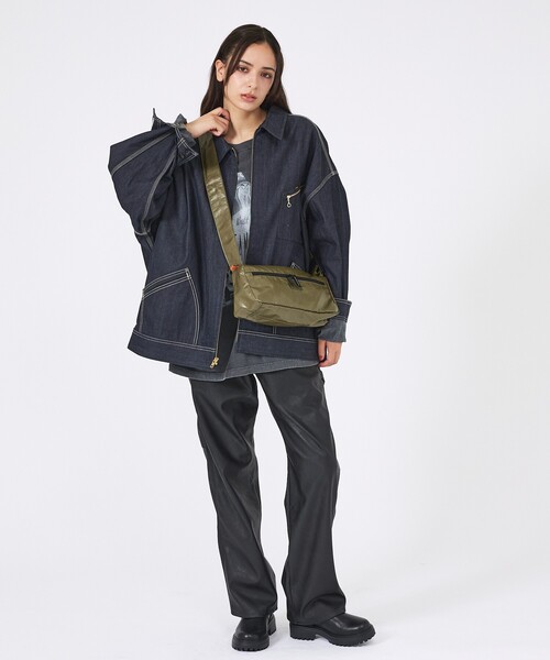 UNIVERSAL OVERALL(ユニバーサルオーバーオール)の「【UNIVERSAL OVERALL/ユニバーサルオーバーオール】Surplus TOOL square mini shoulder bag/ナイロン/バッグ/ショルダーバッグ/秋冬(ショルダーバッグ・メンズ・カーキ/ブラウン/ブラック・フリー)」の9枚目の写真