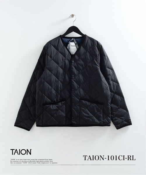 TAION(タイオン)の「【TAION(タイオン)】〈ユニセックス〉シティ パイピングVネック ダウンカーディガン-リラックスルーズ(カーディガン/ボレロ・メンズ・ブラック・L/XL/S/M)」の1枚目の写真