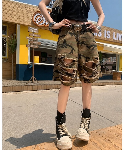 inst.ALL(インストール)の「迷彩柄ダメージルーズハーフパンツ(その他パンツ・レディース・カーキ・L/M/S)」の7枚目の写真