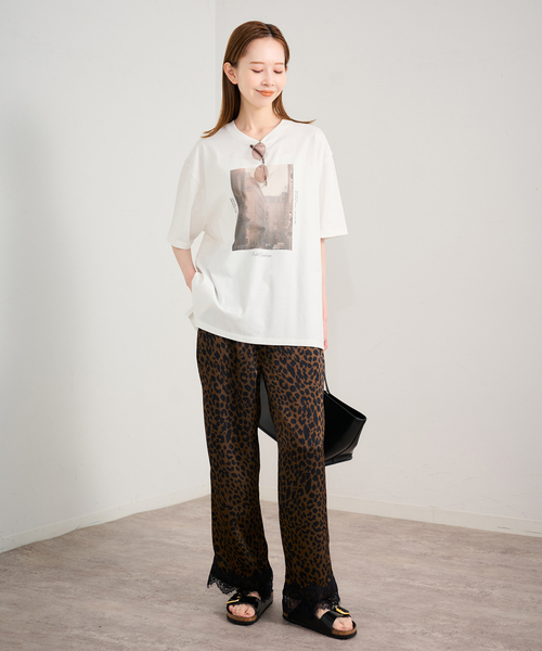 U by SPICK&SPAN(ユーバイスピックアンドスパン)の「ARCHIVE STANCE/アーカイブスタンス lace hem leopard pants(スラックス・レディース・ブラウン・FREE)」の2枚目の写真