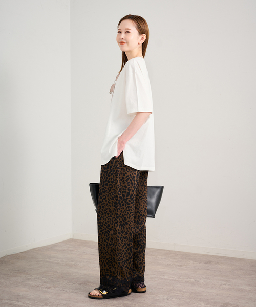 U by SPICK&SPAN(ユーバイスピックアンドスパン)の「ARCHIVE STANCE/アーカイブスタンス lace hem leopard pants(スラックス・レディース・ブラウン・FREE)」の5枚目の写真