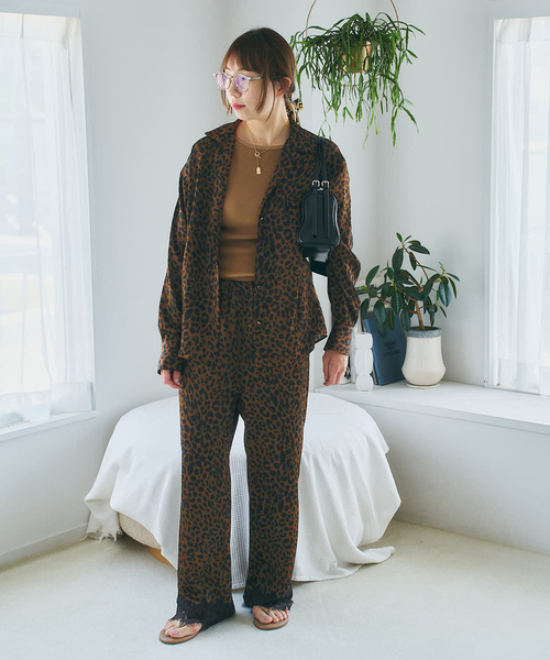 U by SPICK&SPAN(ユーバイスピックアンドスパン)の「ARCHIVE STANCE/アーカイブスタンス lace hem leopard pants(スラックス・レディース・ブラウン・FREE)」の11枚目の写真
