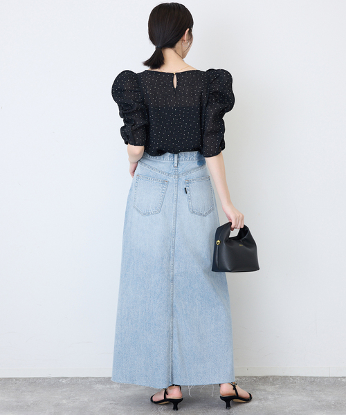 SLOBE IENA(スローブイエナ)の「《シリーズあり/》LE DENIM RADIAL FLAREデニムスカート(デニムスカート・レディース・スカイブルー・36/38)」の4枚目の写真