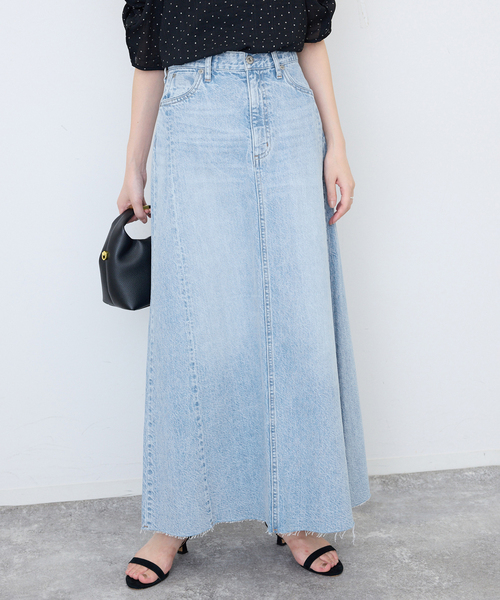 SLOBE IENA(スローブイエナ)の「《シリーズあり/》LE DENIM RADIAL FLAREデニムスカート(デニムスカート・レディース・スカイブルー・36/38)」の7枚目の写真