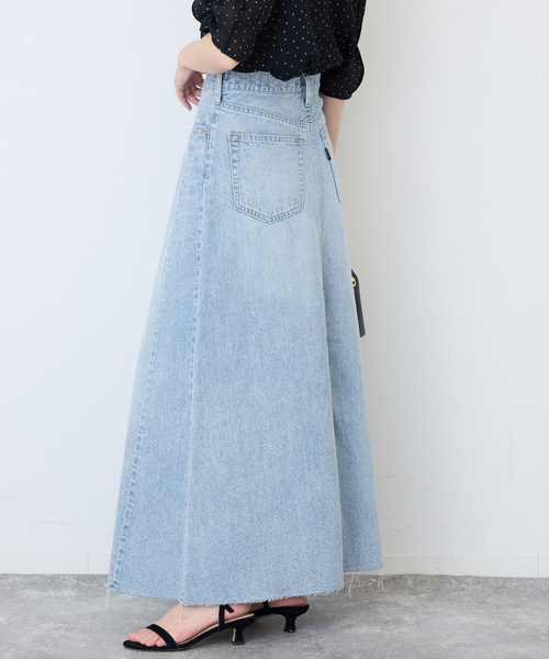 SLOBE IENA(スローブイエナ)の「《シリーズあり/》LE DENIM RADIAL FLAREデニムスカート(デニムスカート・レディース・スカイブルー・36/38)」の8枚目の写真