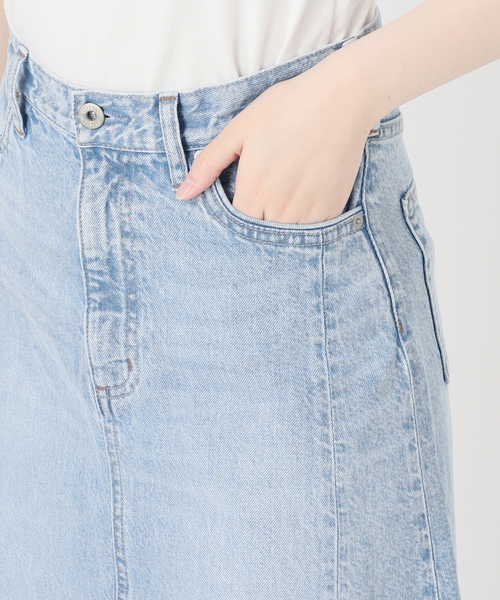 SLOBE IENA(スローブイエナ)の「《シリーズあり/》LE DENIM RADIAL FLAREデニムスカート(デニムスカート・レディース・スカイブルー・36/38)」の22枚目の写真