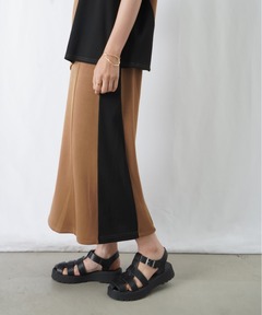 MEDI GRADIENT SKIRT（スカート）｜Ameri（アメリ）のファッション通販