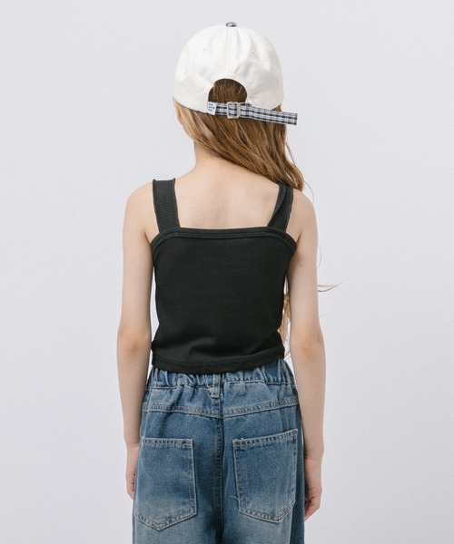 URBAN CHERRY（アーバンチェリー）の「ショルダーフリルハートデザインリブタンク（タンクトップ・キッズ・ブラック・120cm/110cm/140cm/130cm）」の4枚目の写真