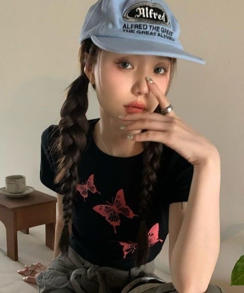 AVYL(アヴィル)の「バタフライグラフィック タイトちびTシャツ(Tシャツ/カットソー・レディース・ホワイト/ブラック・M)」の15枚目の写真