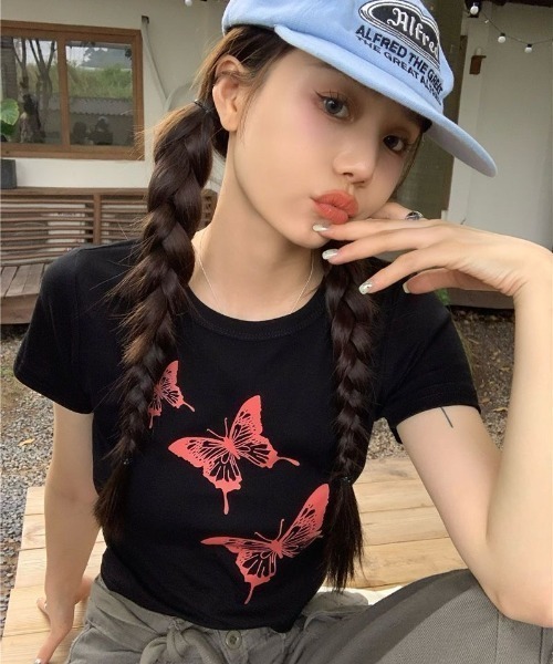 AVYL(アヴィル)の「バタフライグラフィック タイトちびTシャツ(Tシャツ/カットソー・レディース・ホワイト/ブラック・M)」の17枚目の写真