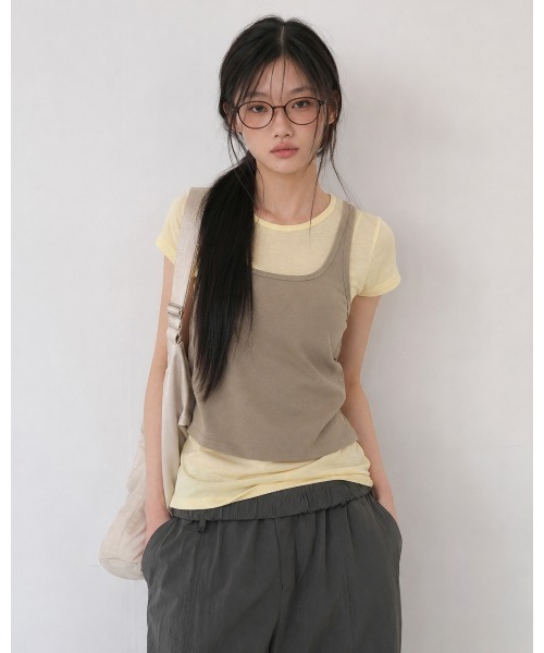 GENERAL IDEA（ジェネラルアイデア）の「【GENERAL IDEA】 2WAYカラーレイヤードTシャツ / TWO-WAY COLOR LAYERED T-SHIRT（Tシャツ/カットソー・レディース・スカイブルー/レッド/ベージュ・L/M/S）」の2枚目の写真