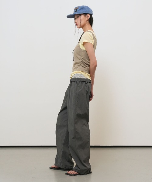 GENERAL IDEA（ジェネラルアイデア）の「【GENERAL IDEA】 2WAYカラーレイヤードTシャツ / TWO-WAY COLOR LAYERED T-SHIRT（Tシャツ/カットソー・レディース・スカイブルー/レッド/ベージュ・L/M/S）」の8枚目の写真
