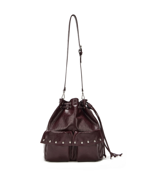 DEINET(ダイニット)の「DEINET 5-WAY STUD POCKET MULTI BAG IN BURGUNDY(バックパック/リュック・レディース・その他・FREE)」の4枚目の写真
