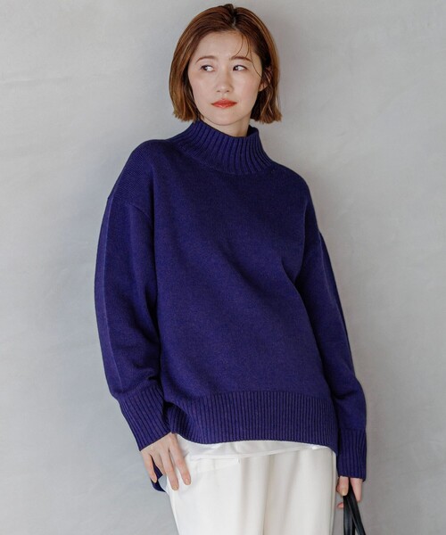 23区 S(ニジュウサンクチイサイサイズ)の「カシミヤブレンド ハイネック ニット(ニット/セーター・レディース・イエロー系/グレー系/ホワイト系/ダルブルー系/ワイン系/スカイブルー系/レッド系/ベージュ系・32)」の5枚目の写真