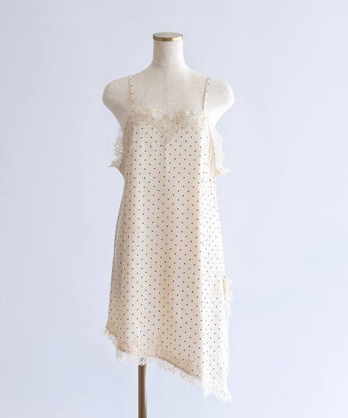 EN NEUME(エンノイム)の「Polka Dot Satin Lace Cami Dress(ワンピース・レディース・ベージュ/ブラック/アイボリー/ブラウン・FREE)」の2枚目の写真