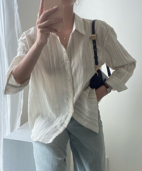 FAVORITO(ファヴォリート)の「襟付きシャツ(シャツ/ブラウス・レディース・ホワイト・F)」の21枚目の写真