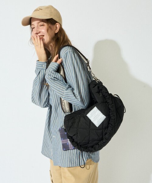 THEATRE PRODUCTS(シアタープロダクツ)の「【THEATRE PRODUCTS別注】エコバッグ付きギャザーショルダーバッグ(ショルダーバッグ・レディース・カーキ/ネイビー/ブラック・ONE SIZE)」の4枚目の写真