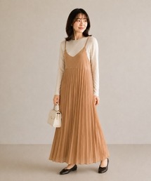 Vネックプリーツキャミソールロングワンピース