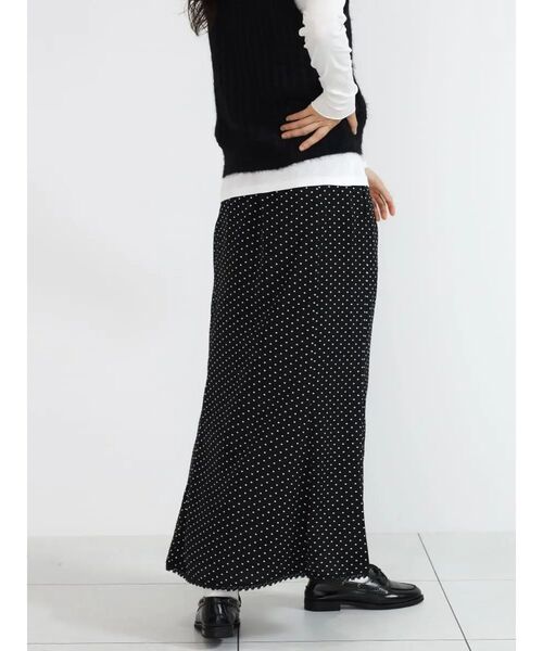FIKA.(フィーカ)の「Dot lace trim skirt(スカート・レディース・ダークブラウン/ブラック/ベージュ・MEDIUM)」の10枚目の写真