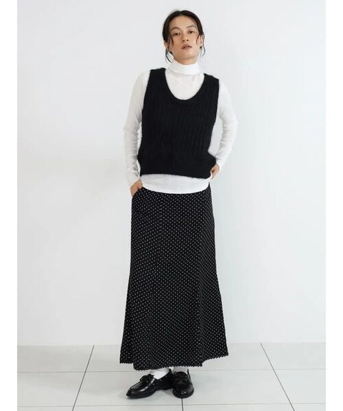 FIKA.(フィーカ)の「Dot lace trim skirt(スカート・レディース・ダークブラウン/ブラック/ベージュ・MEDIUM)」の12枚目の写真