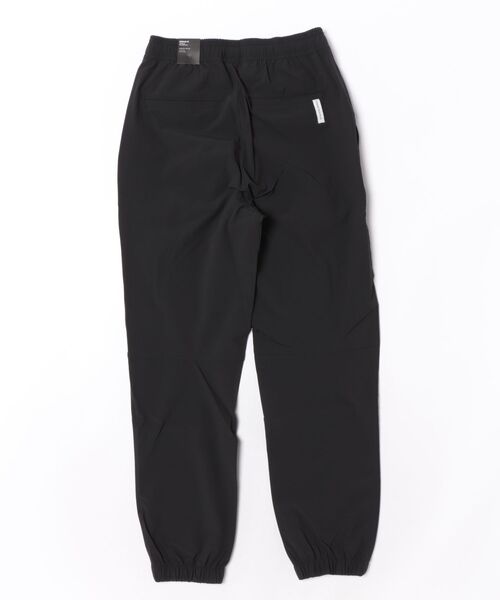adidas(アディダス)の「《adidas》エッセンシャルプラス レギュラーフィット ストレッチ ウーブン フルレングス ジョガーパンツ(その他パンツ・メンズ・ブラック・XL/S/M/L/2XL)」の2枚目の写真