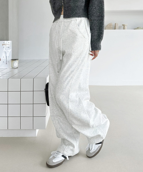 Ada.（エイダ）の「ウエストゴム ワイド ストレート スウェットパンツ（その他パンツ・レディース・ブラック/杢グレー/オートミール・FREE）」の6枚目の写真