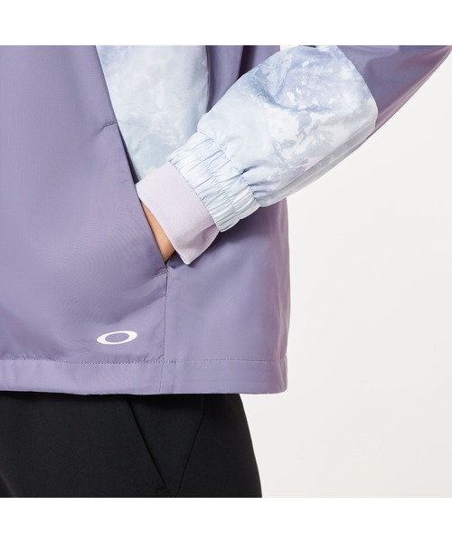 OAKLEY(オークリー)の「オークリー RADIANT SUPPLE JKT 10.0/ジャケット/スポーツ・トレーニング/レディース/OAKLEY(ナイロンジャケット・レディース・パープル/ホワイト/ブラック・L/XS/S/M)」の6枚目の写真